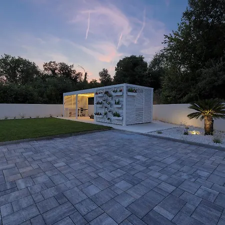 Laura By Istra Vacation Villa