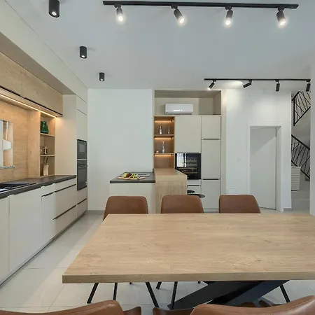 Laura Villa Ližnjan