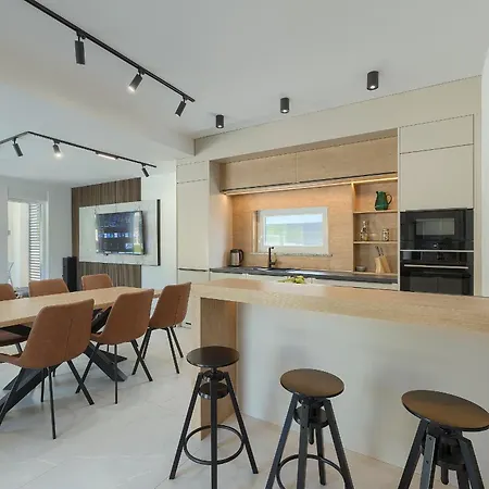 Laura By Istra Vacation Villa *