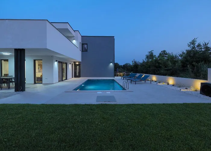 Laura By Istra Vacation * Ližnjan